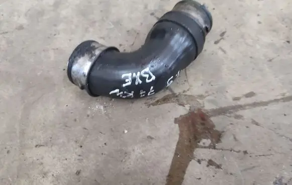 Volkswagen Golf V Intercooler hose/pipe
