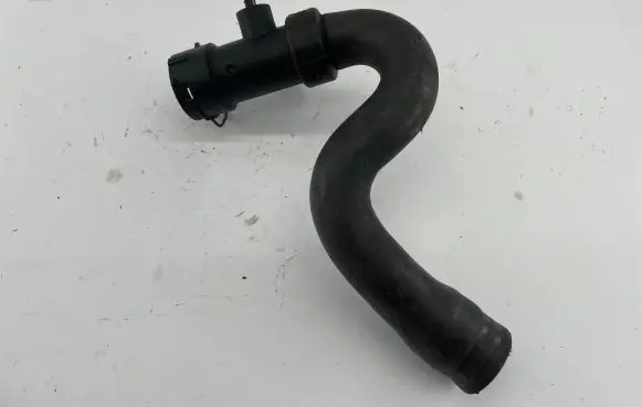 Audi A6 S6 C5 4B Engine coolant pipe/hose 4B0121049D