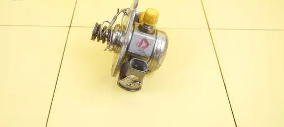 BMW 3 E90 E91 Fuel injection high pressure pump 0261520141 28SP2
