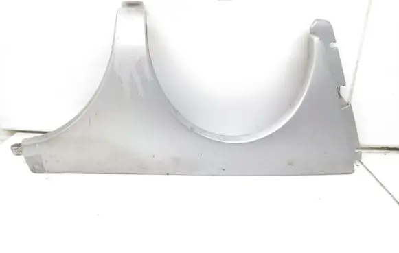 Mercedes-Benz E W210 Under headlight/headlamp trim 2108200212