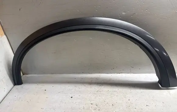 Volvo XC90 Front arch trim 30779577