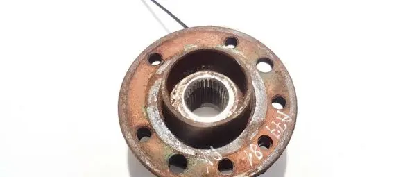Saab 9-3 Ver2 Front wheel hub 
