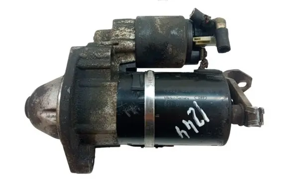 Volkswagen PASSAT B5 Starter motor 058911023B