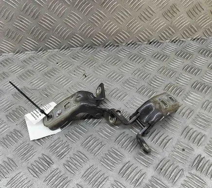 Chevrolet Orlando Front door hinges set 13501715 13501716