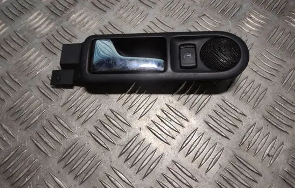 Volkswagen PASSAT B5 Rear door interior handle 3B0839113AK