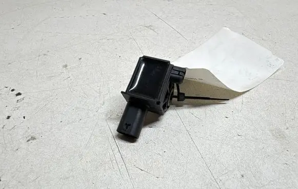 BMW 6 F06 Gran coupe Airbag deployment crash/impact sensor 9224177