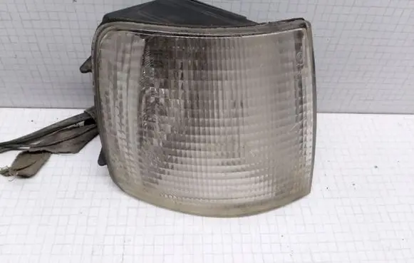 Volkswagen PASSAT B3 Front indicator light 357953050A 6R0142767