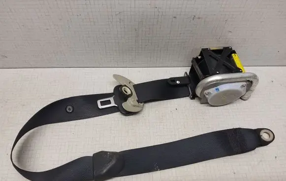 Toyota Avensis T250 Front seatbelt 7321005051 BAMPT11043