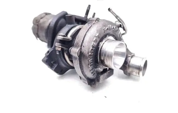 Land Rover Discovery 4 - LR4 Turbo AH2Q-6K682-AC
