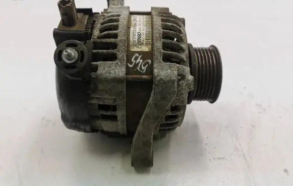 Toyota Auris E180 Generator/alternator 270600N100 MS1042113130