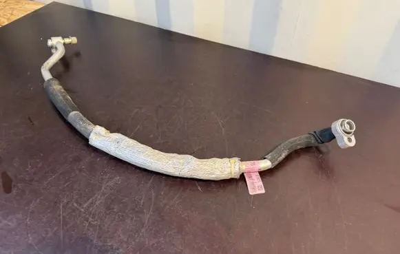 Dodge Durango III Air conditioning (A/C) pipe/hose 68217218AE