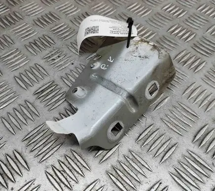 Opel Movano B Fender mounting bracket 641C30003R