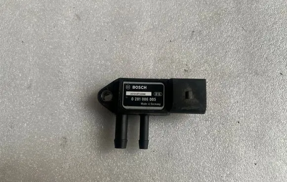 Audi A6 S6 C6 4F Exhaust gas pressure sensor 0281006005