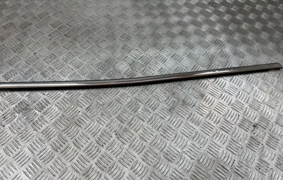 Peugeot 3008 II Rear door glass trim molding 9811240680
