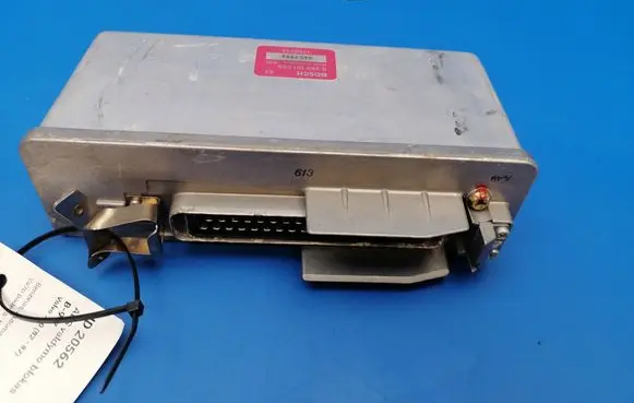 Volvo 760 ABS control unit/module 0265101025 9457996 1398745