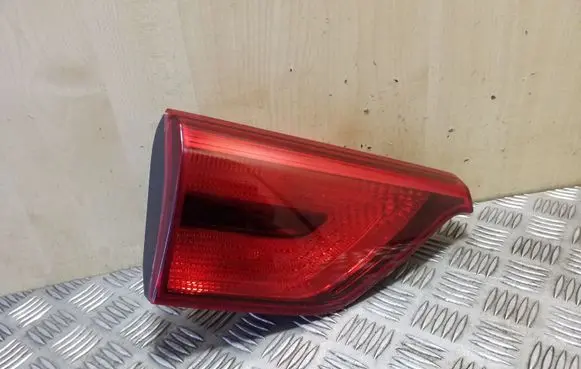 KIA Sportage Tailgate rear/tail lights 92405F10