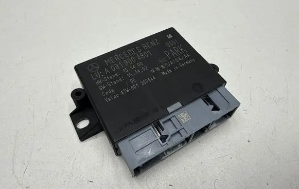 Infiniti Q30 Parking PDC control unit/module A0919004801
