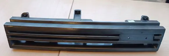Mazda 626 Front grill 