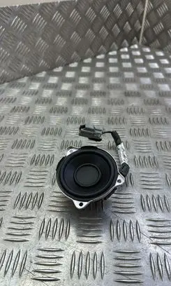 Jaguar XE Front door speaker GX7314A584AA