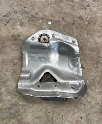 Audi A3 S3 8V Heat shield in engine bay 05E253041F