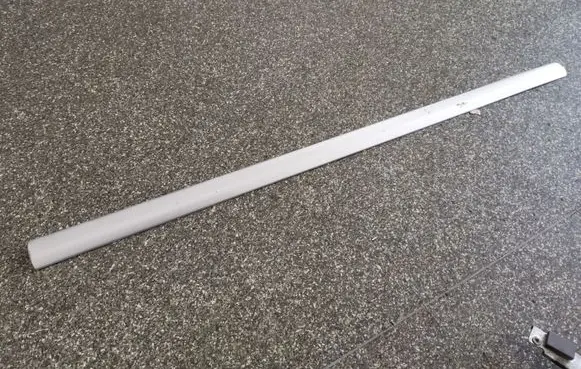 Toyota Corolla Verso AR10 Front door trim (molding) 7573202190 7573202180