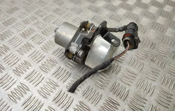 Volkswagen T-Roc Vacuum pump 5Q0612181D