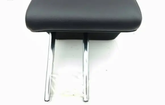 Toyota RAV 4 (XA50) Rear seat headrest 