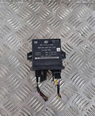 Opel Astra J Light module LCM 13326599