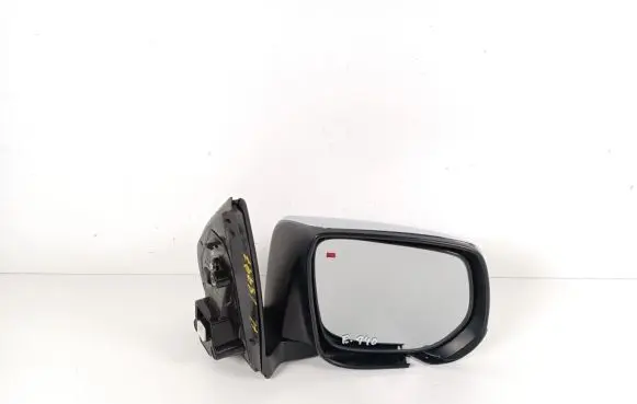 Isuzu D-Max Front door electric wing mirror