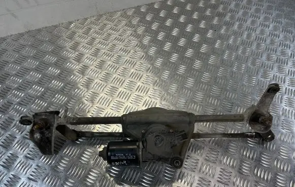 Toyota RAV 4 (XA20) Front wiper linkage and motor 8511042130 1592004842