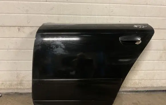 Audi A4 S4 B7 8E 8H Rear door 