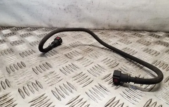 Opel Movano B Fuel line pipe