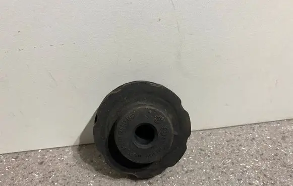 Audi A4 S4 B8 8K Rear coil spring rubber mount 8K0512149C