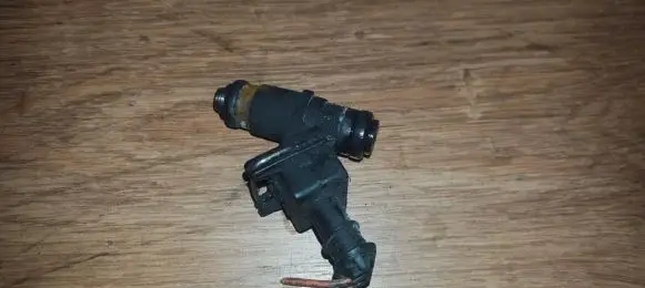 Renault Megane I Fuel injector h029611 itgm60