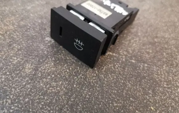 Hyundai Matrix Fog light switch 9373017000