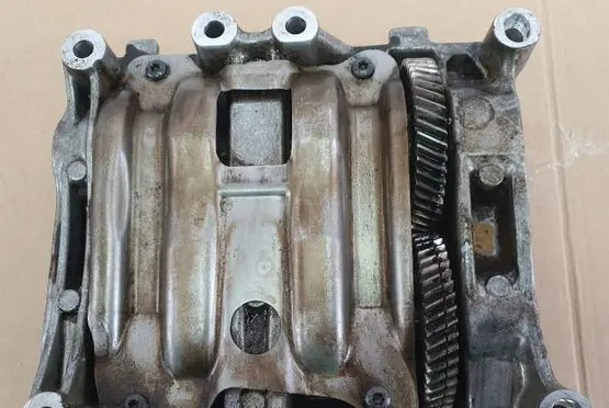 Volvo XC60 Oil pump 