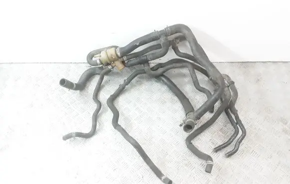 Land Rover Discovery 3 - LR3 Engine coolant pipe/hose PCH501003