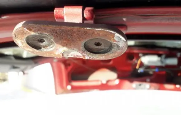 Fiat Bravo - Brava Tailgate/trunk/boot hinge