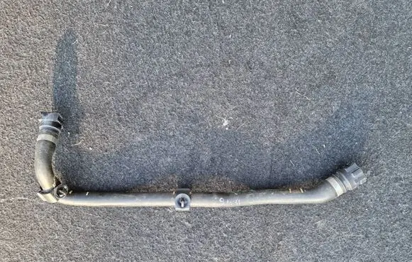 BMW 4 F36 Gran coupe Engine coolant pipe/hose 8673993