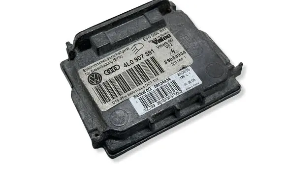 Volkswagen Eos Headlight ballast module Xenon 4L0907391