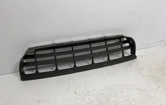 Volkswagen Crafter Front bumper lower grill A9068850153 9068850153