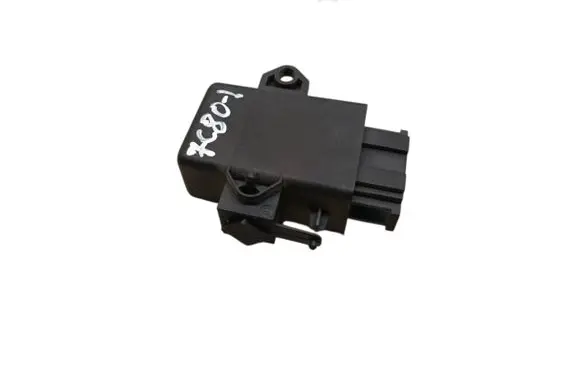 Volkswagen PASSAT B6 Seat heating relay 1Z0959772B