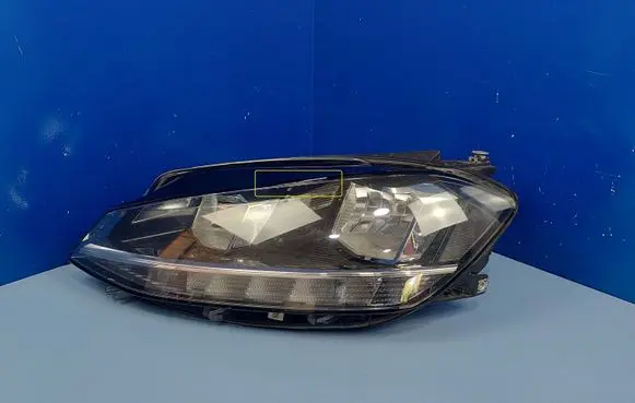 Volkswagen Golf VII Headlight/headlamp 5G1941005D 1EB01306601