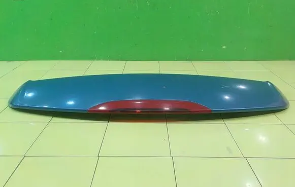 Volvo V60 Rear window tailgate spoiler 81383682 UP209