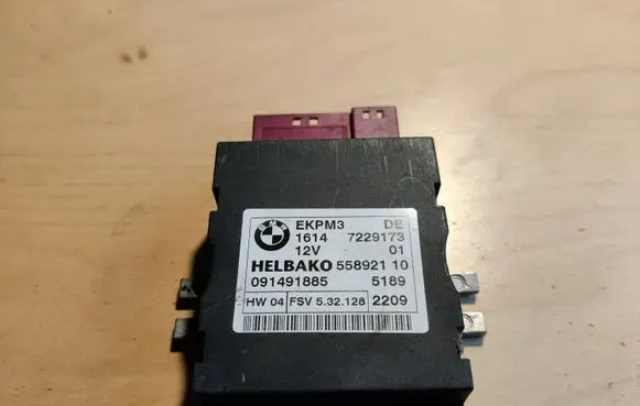 BMW X5 E70 Fuel injection pump control unit/module 7229173