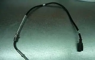 Audi A3 S3 8P Exhaust gas temperature sensor 04L906088AE