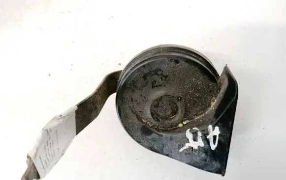 Volvo V70 Horn signal e30055306