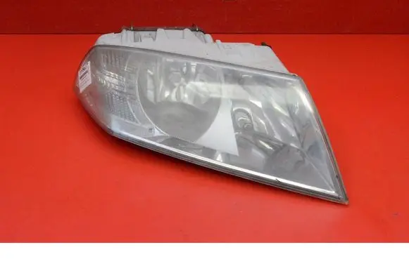 Skoda Octavia Mk2 (1Z) Headlight/headlamp