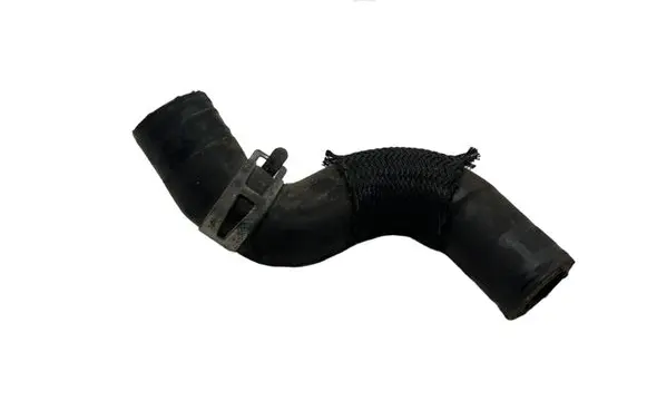 Toyota RAV 4 (XA40) Engine coolant pipe/hose