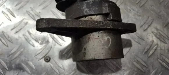 Volvo 850 Generator/alternator belt tensioner 